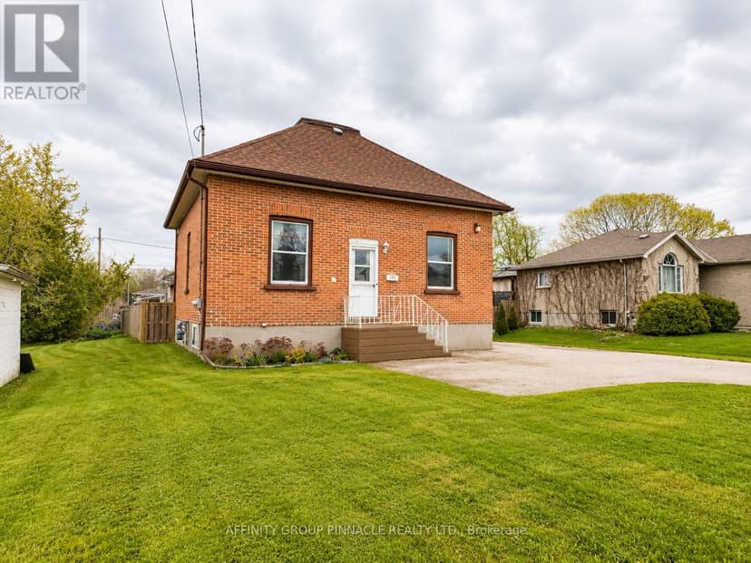 170 Queen Street — photo 1 of 40