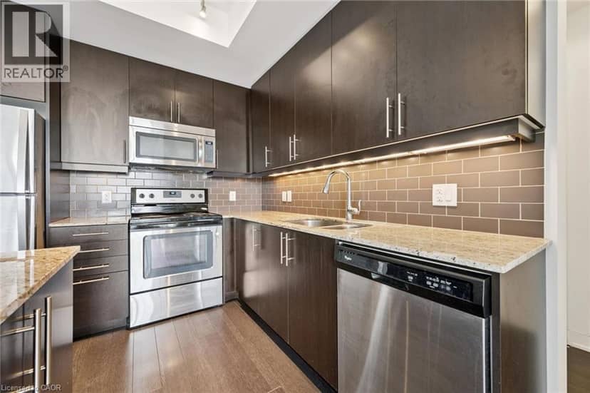 85 DUKE Street W Unit# 1511 — photo 14 of 39
