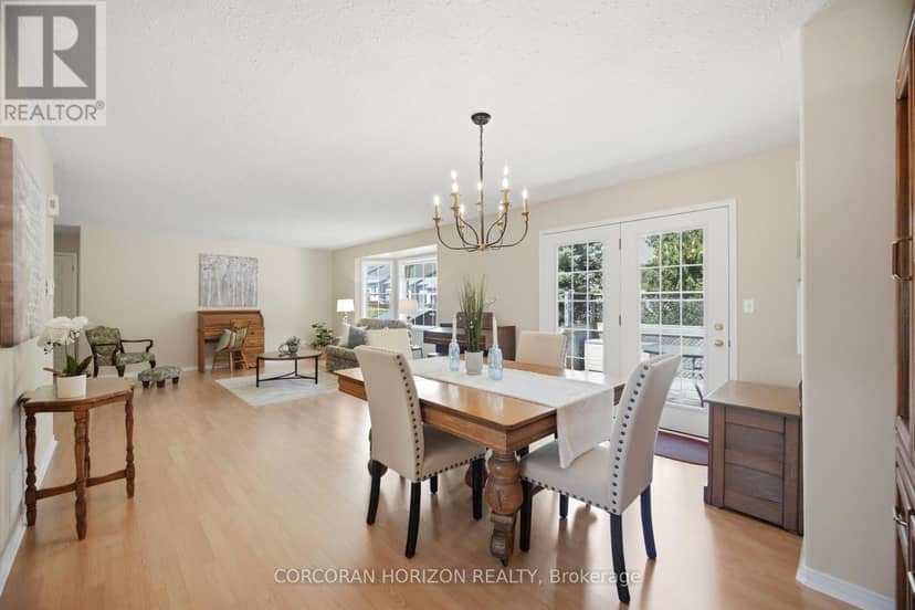 71 Grayview Drive — photo 12 of 40