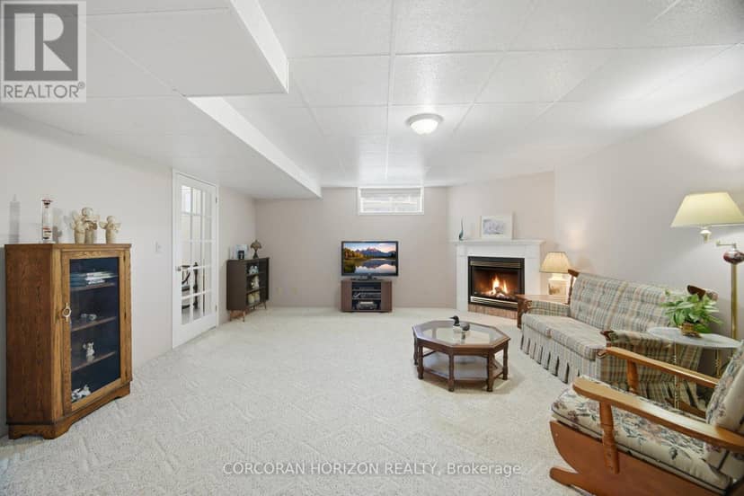 71 Grayview Drive — photo 27 of 40