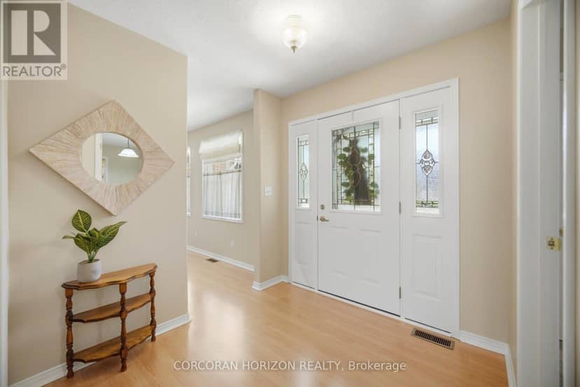 71 Grayview Drive — photo 6 of 40