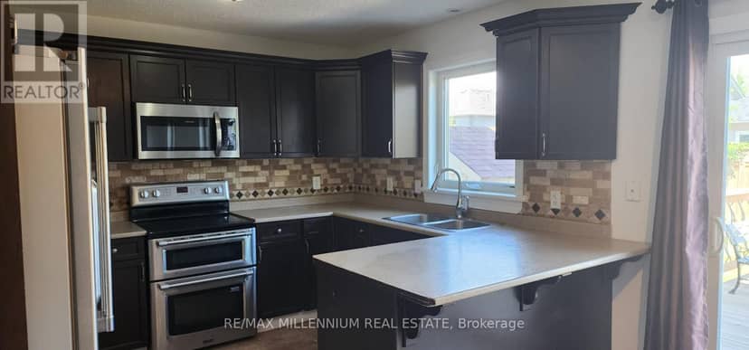 133 Fleming Way — photo 3 of 12