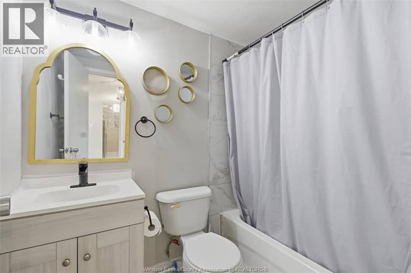 6635 THORNBERRY CRESCENT Unit# 387 — photo 17 of 23