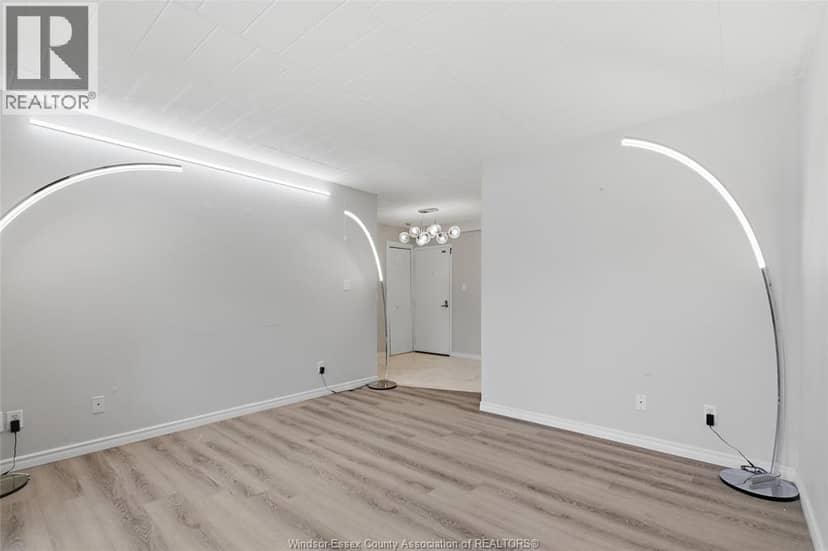 6635 THORNBERRY CRESCENT Unit# 387 — photo 7 of 23