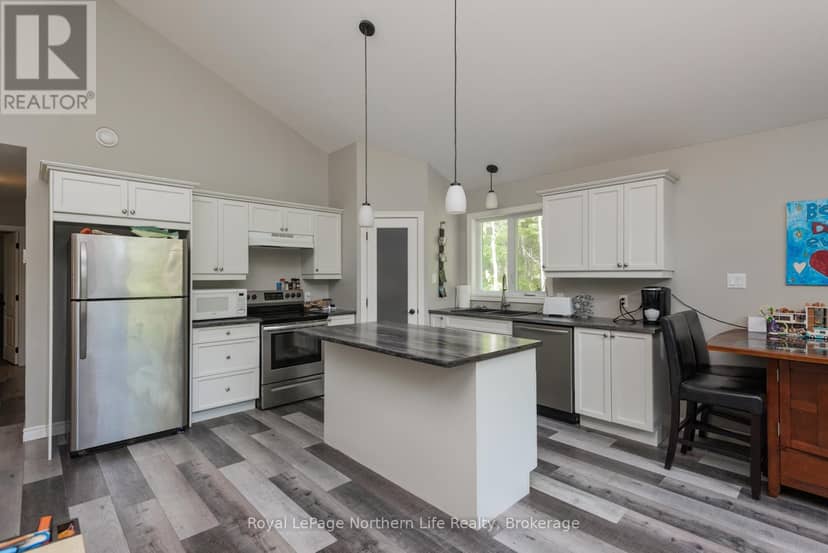 522 Hart Road — photo 10 of 35