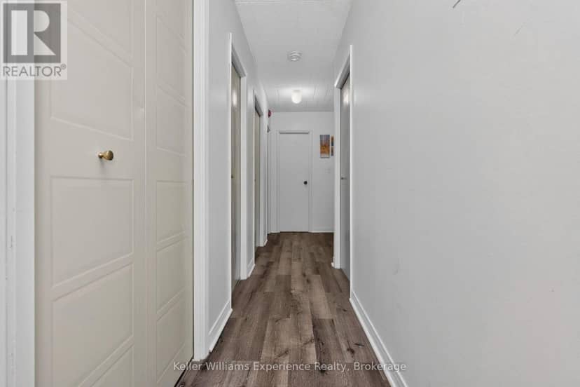 203 - 184 Eighth Street — photo 25 of 40