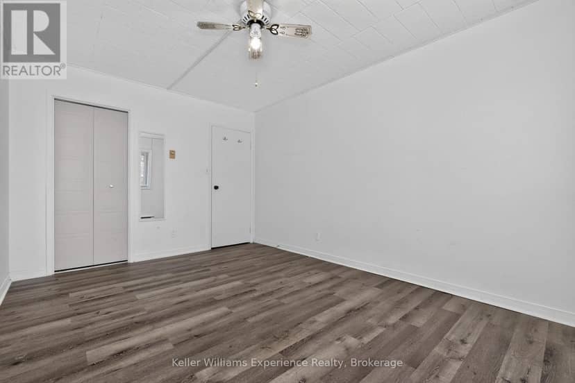 203 - 184 Eighth Street — photo 30 of 40