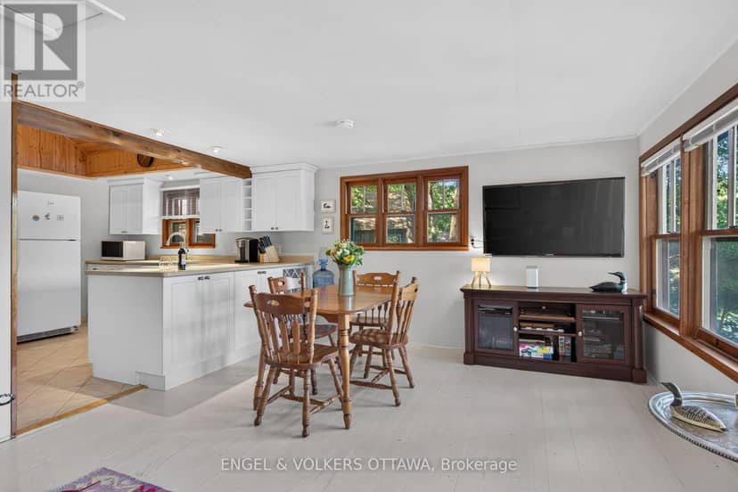 942 Dunn Rovin Lane — photo 12 of 31