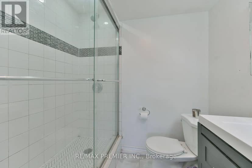408 - 238 Albion Road — photo 19 of 27