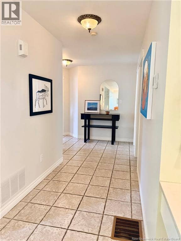 33 Amy Street — photo 11 of 40
