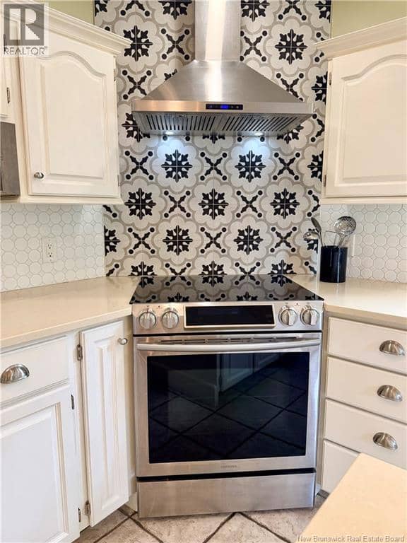 33 Amy Street — photo 7 of 40