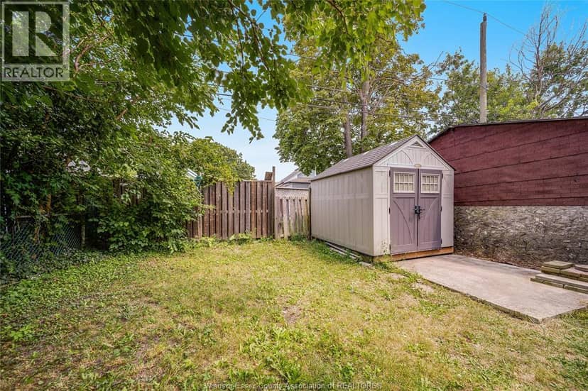 1626 Albert — photo 20 of 33