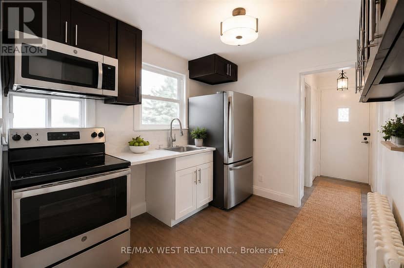 5 Dieppe Road S — photo 10 of 23