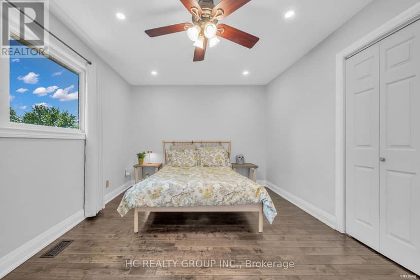 17 Pugsley Avenue — photo 32 of 40