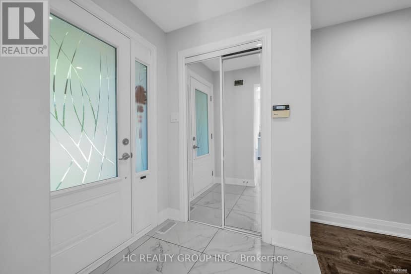 17 Pugsley Avenue — photo 4 of 40