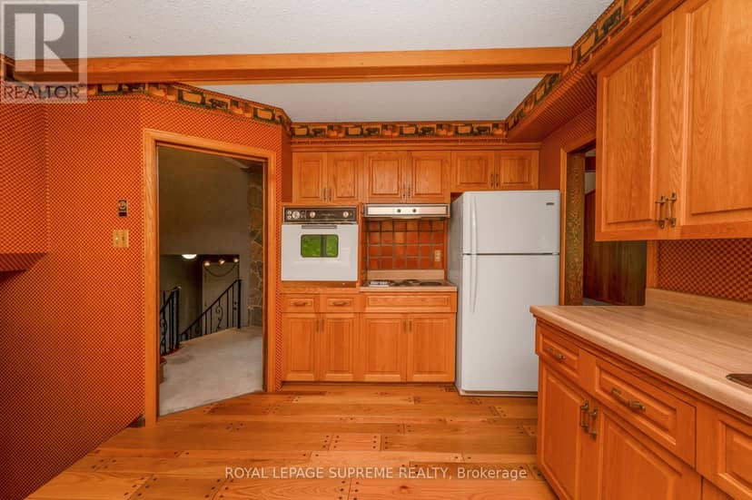 2035 Hollow Road — photo 21 of 40