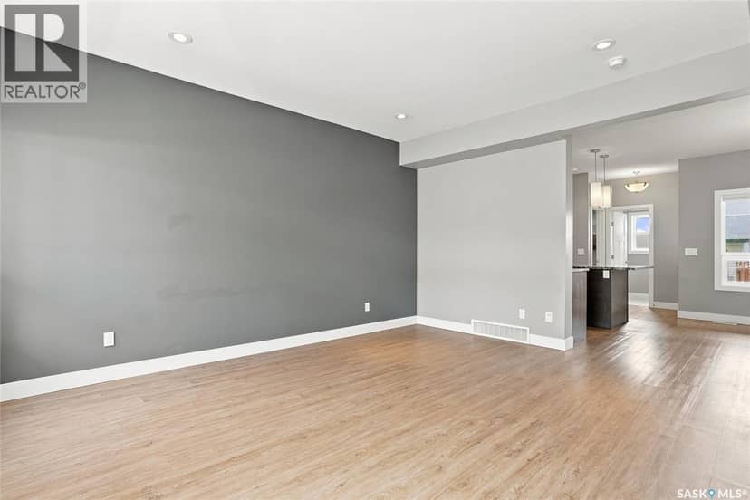 343 Rajput WAY — photo 4 of 37