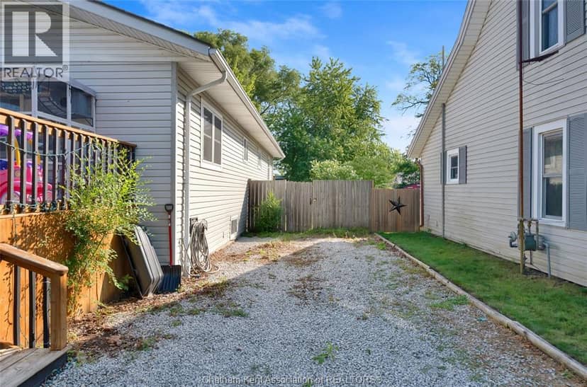 104 Erie STREET South, Merlin, photo 4