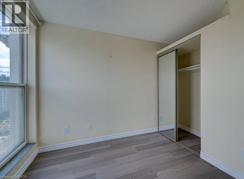 135 JAMES Street S Unit# 1402 — photo 17 of 24
