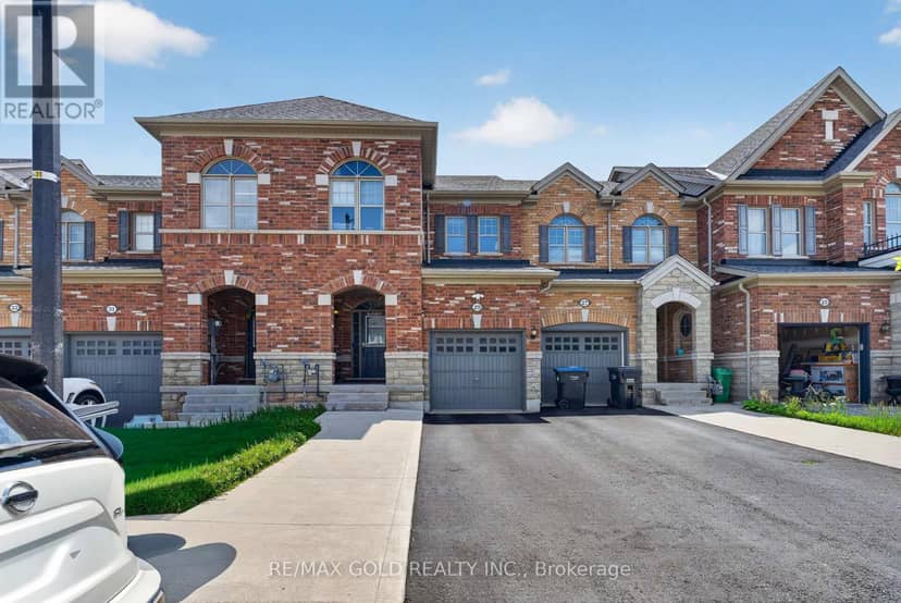 29 Rangemore Road E — photo 1 of 40