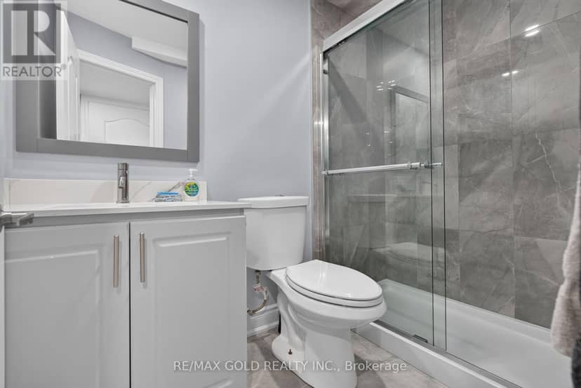 29 Rangemore Road E — photo 36 of 40