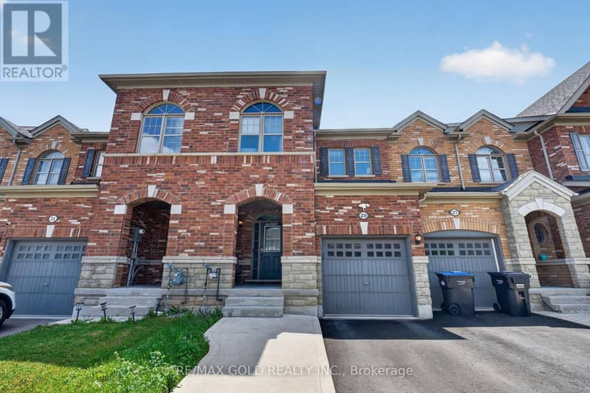 29 Rangemore Road E — photo 3 of 40