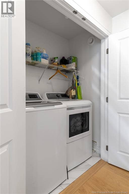 50 Walker Crescent — photo 17 of 40