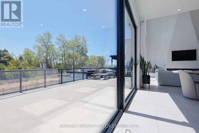 228 Edgewater Boulevard — photo 17 of 40