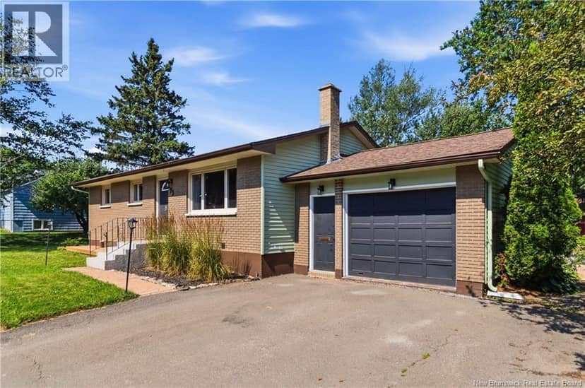 73 Laurelle Avenue — photo 1 of 40