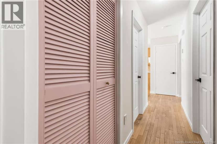 73 Laurelle Avenue — photo 17 of 40
