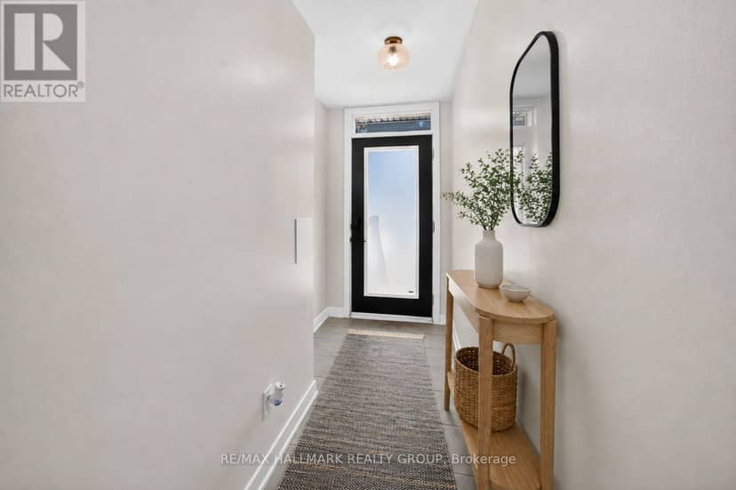 575 Takamose Private — photo 3 of 40