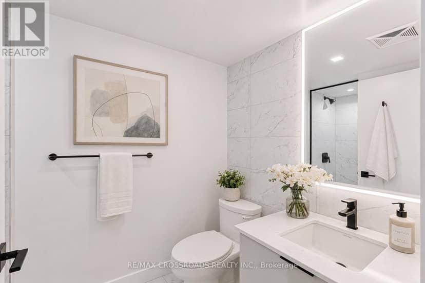 1204 - 609 Sherbourne Street — photo 28 of 40