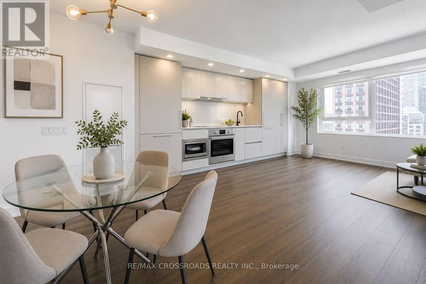 1204 - 609 Sherbourne Street — photo 7 of 40