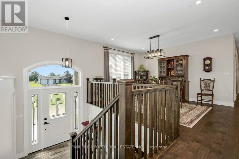 250 Bristow Road, Montague, photo 5