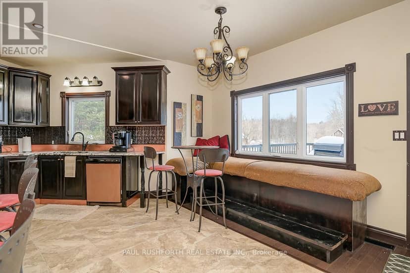 3968 Elphin Maberly Road — photo 12 of 40