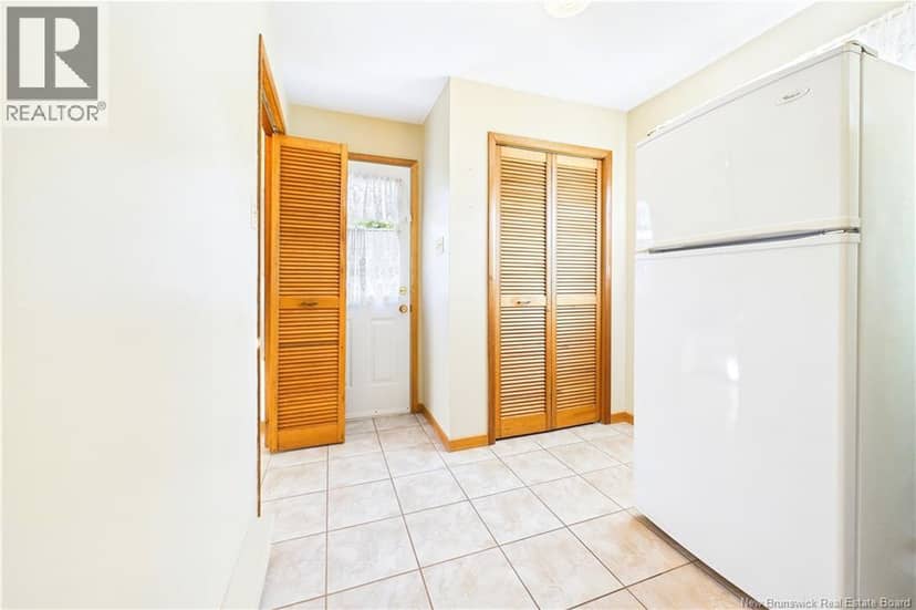 42 Wallace Court — photo 11 of 40