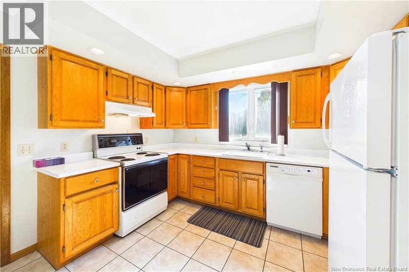 42 Wallace Court — photo 10 of 40