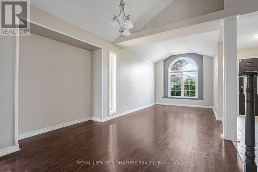 94 Niagara Drive — photo 2 of 32
