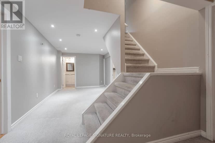 94 Niagara Drive — photo 20 of 32