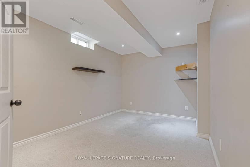94 Niagara Drive — photo 26 of 32