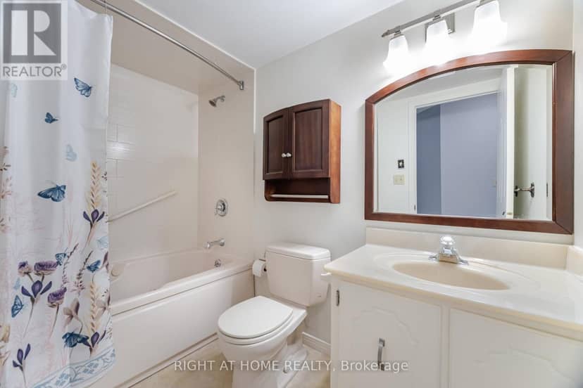 201 - 166 Mountain Park Avenue — photo 23 of 31