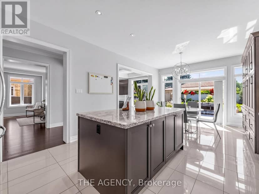 576 Oakwood Drive — photo 11 of 40
