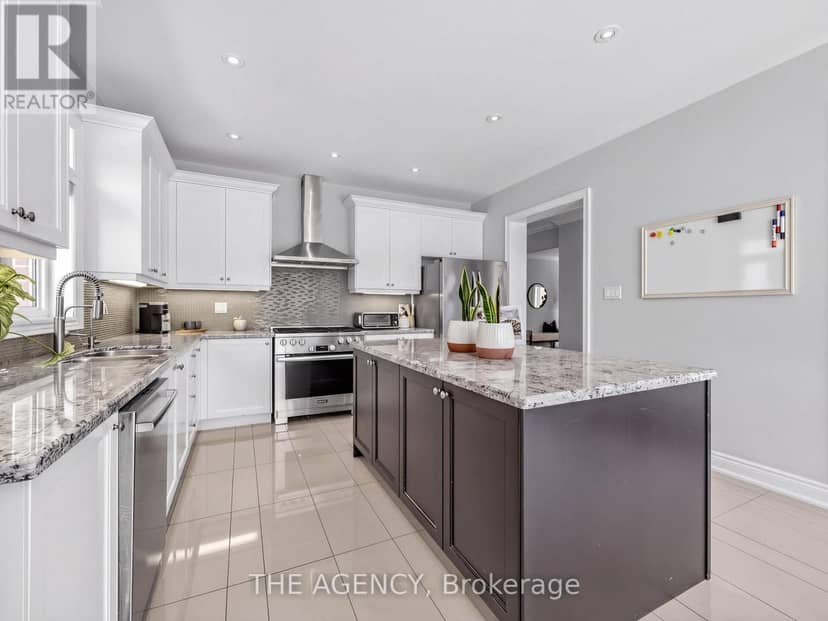 576 Oakwood Drive — photo 12 of 40