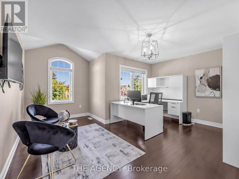 576 Oakwood Drive — photo 17 of 40