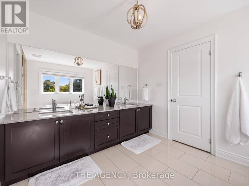 576 Oakwood Drive — photo 21 of 40