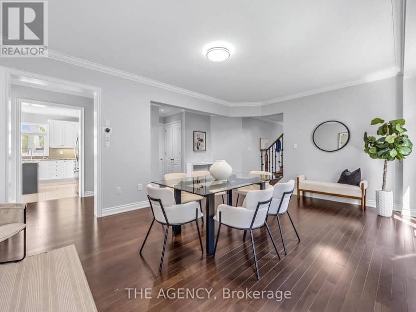 576 Oakwood Drive — photo 8 of 40