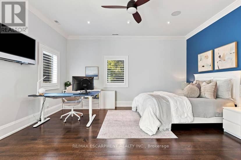 253 Rossmore Boulevard — photo 34 of 40