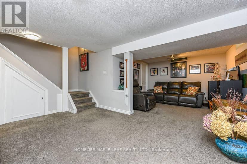 30 Primrose Crescent — photo 35 of 40