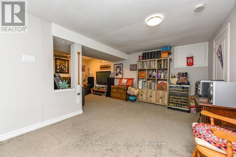 30 Primrose Crescent — photo 36 of 40