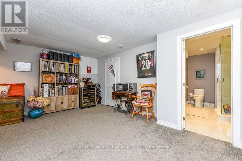 30 Primrose Crescent — photo 40 of 40